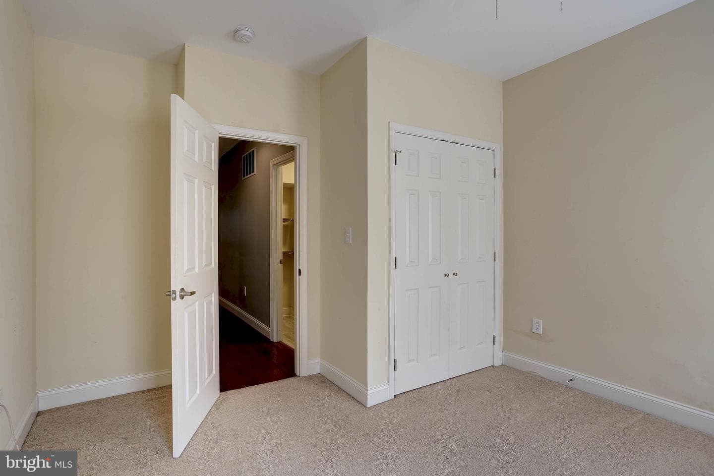 614 Scott Street photo 23