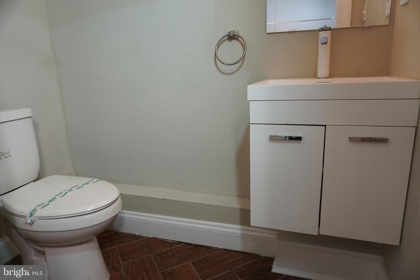 227 N Rose Street photo 47