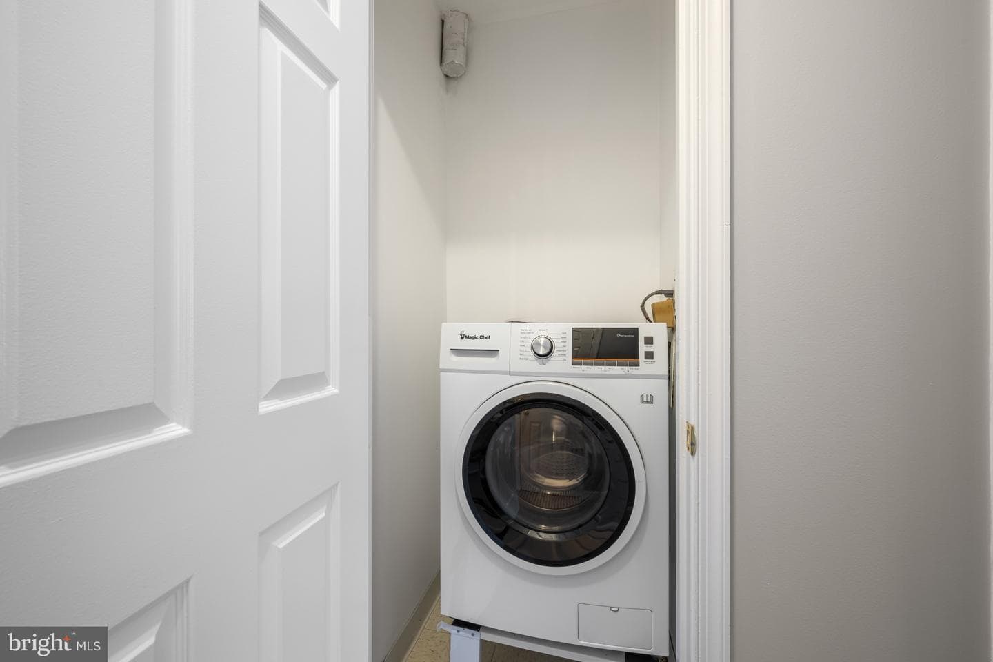100 Harborview Drive #212 photo 20