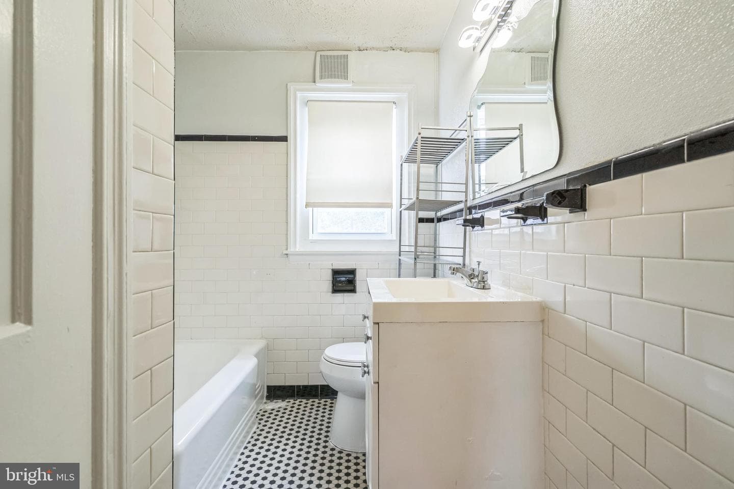1355 Cambria Street photo 20