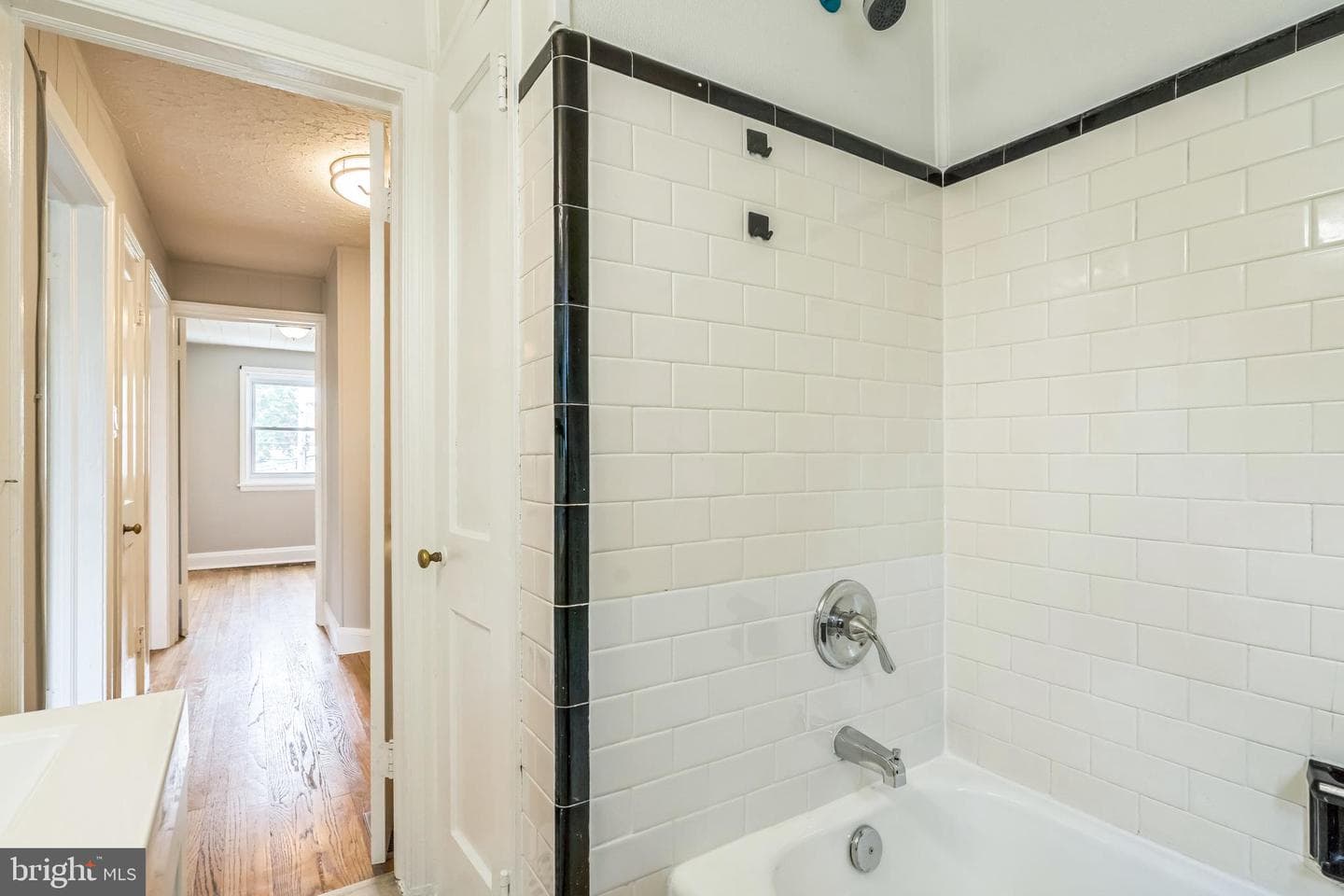 1355 Cambria Street photo 21