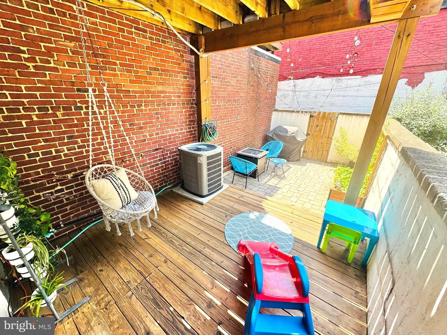 3021 Hudson Street photo 30