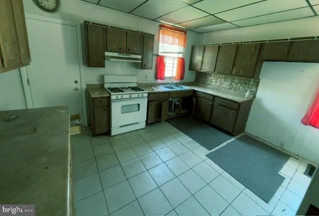 1640 N Ellamont Street photo 2