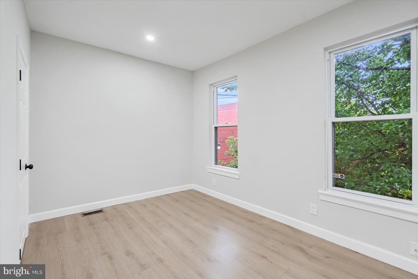 1635 Montpelier Street photo 23