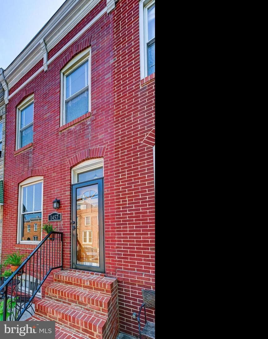 1457 Woodall Street photo 4