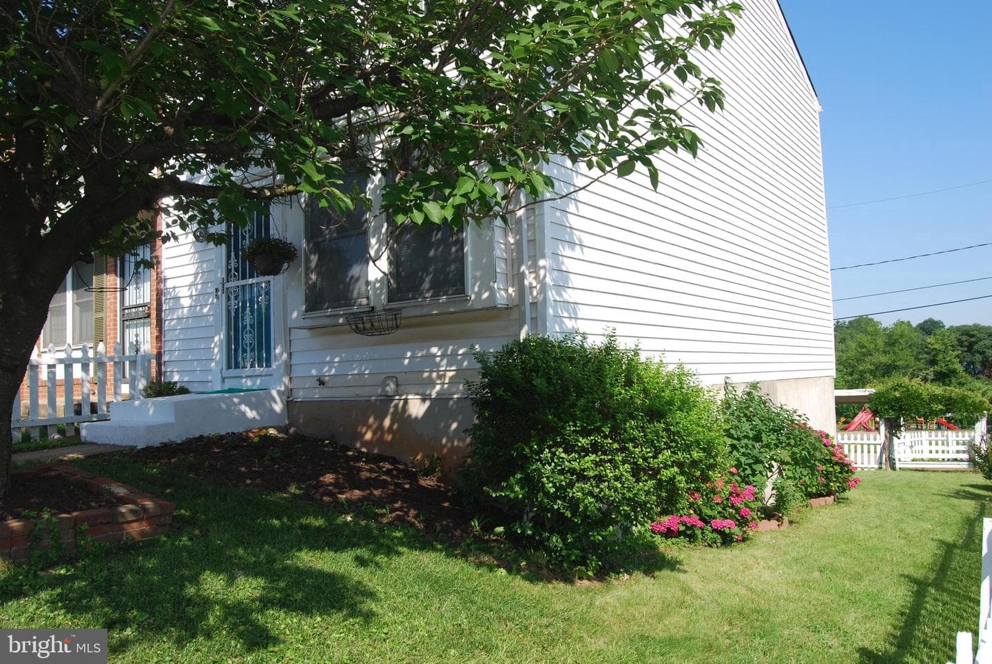 2400 Ridgely Street photo 19