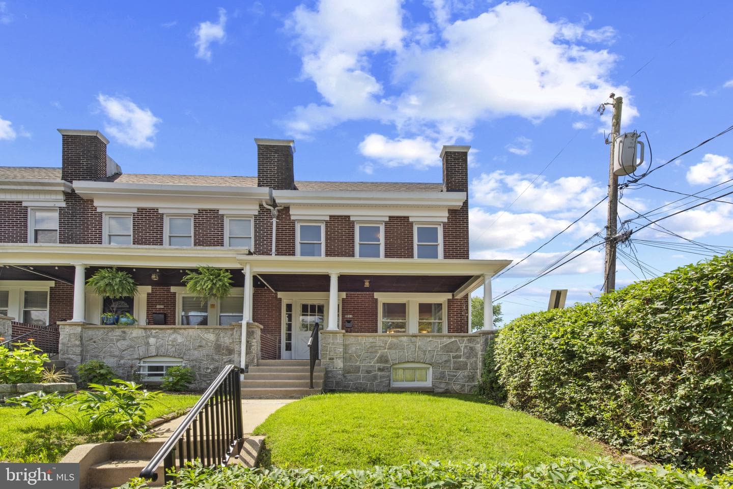 1125 Woodheights Avenue photo 1
