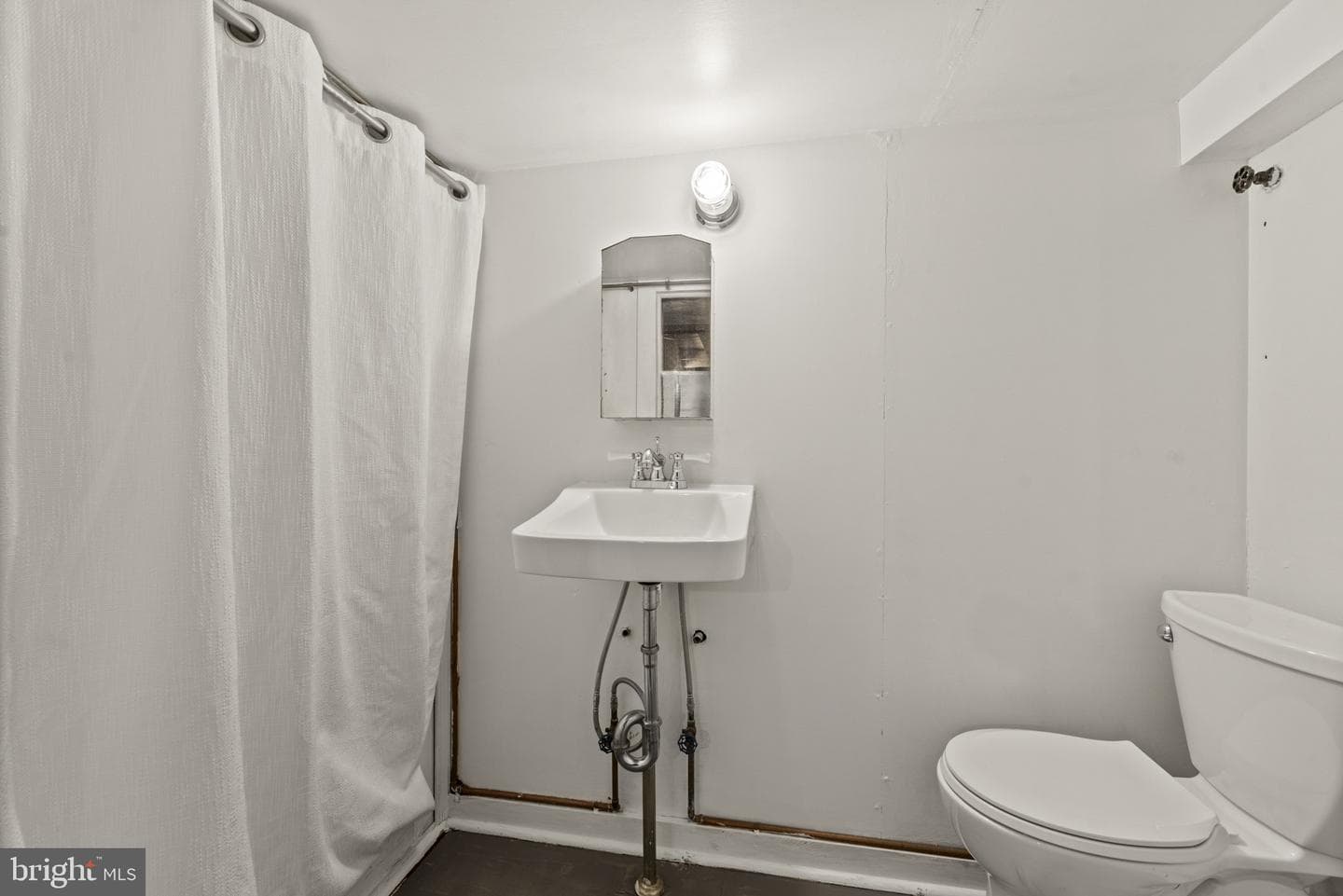 1125 Woodheights Avenue photo 23