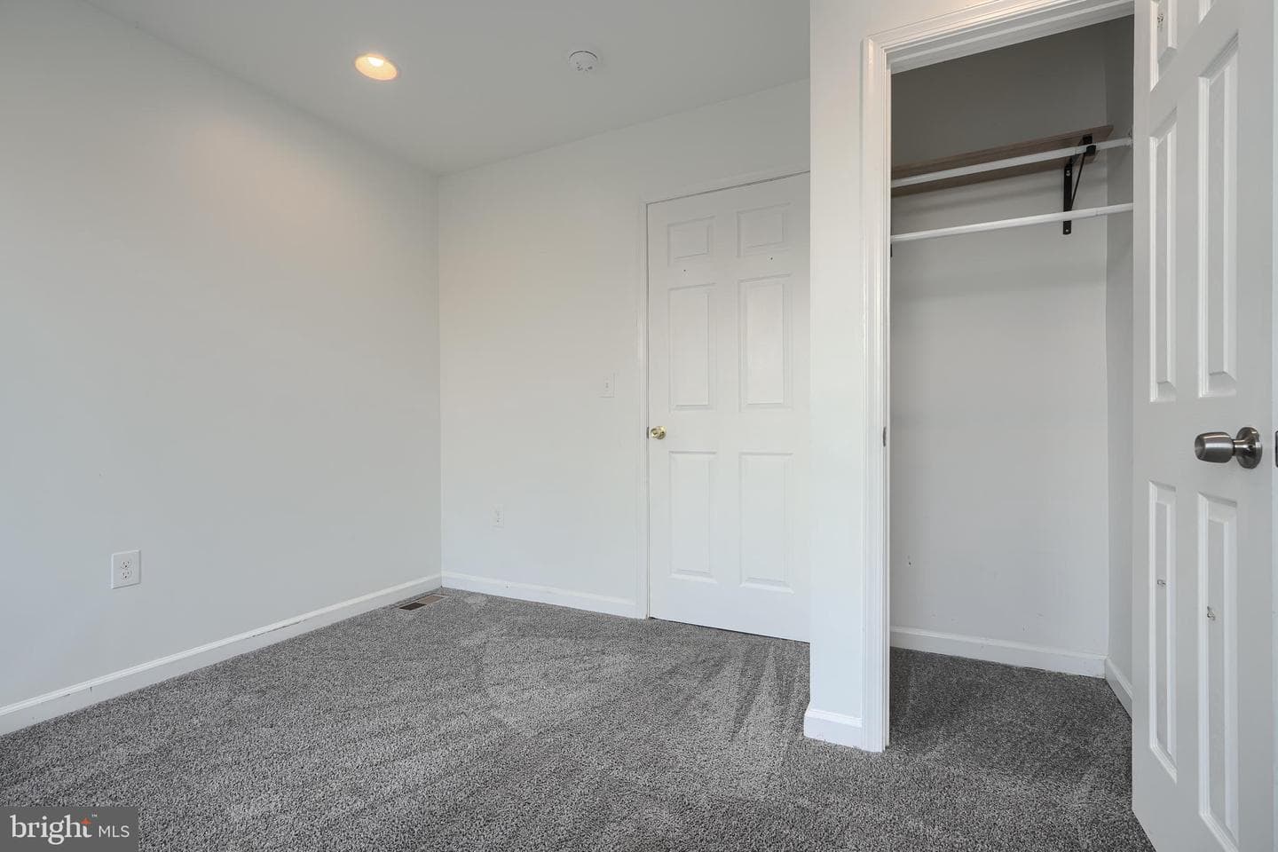 930 Washington Boulevard photo 17