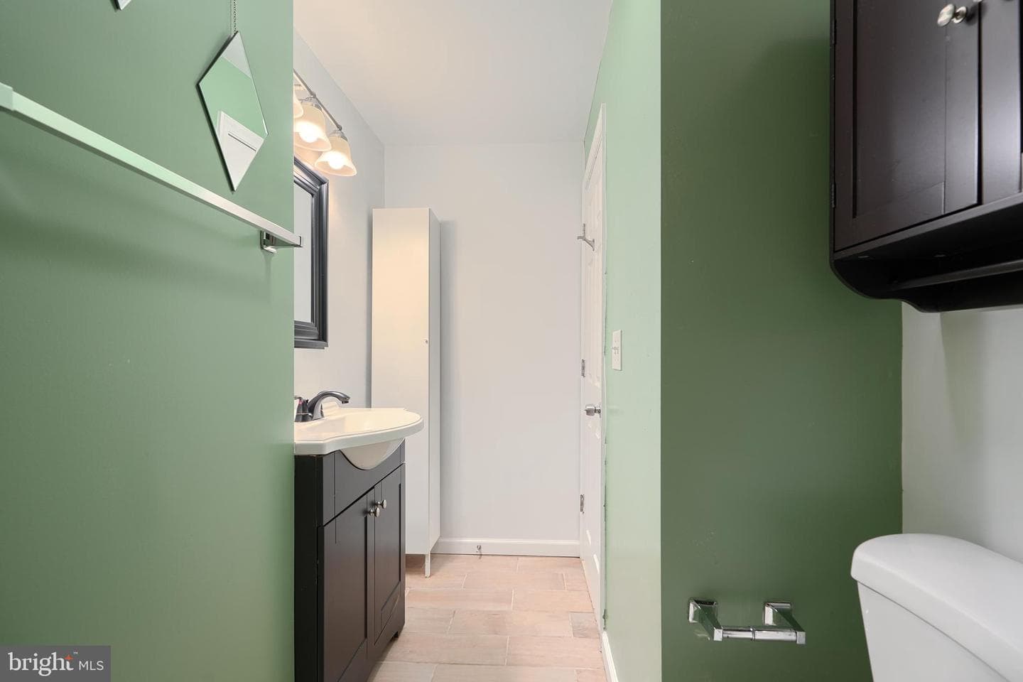 930 Washington Boulevard photo 29