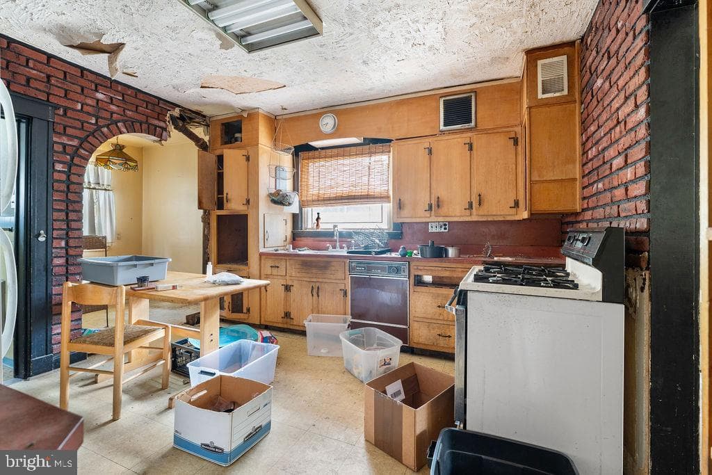 3501 Glen Avenue photo 12