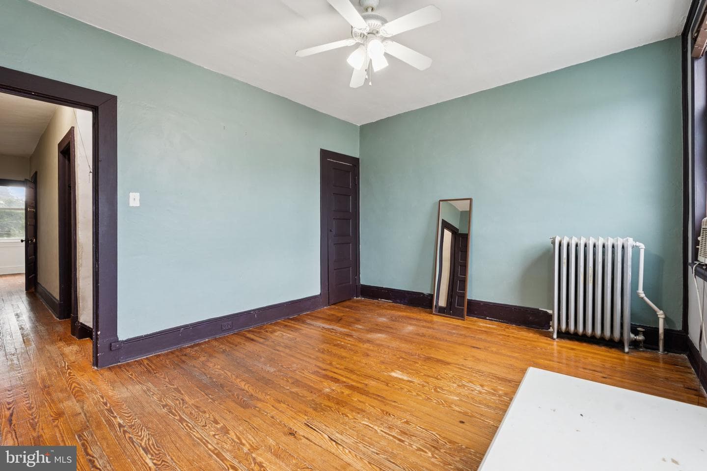 304 W 31st Street photo 16