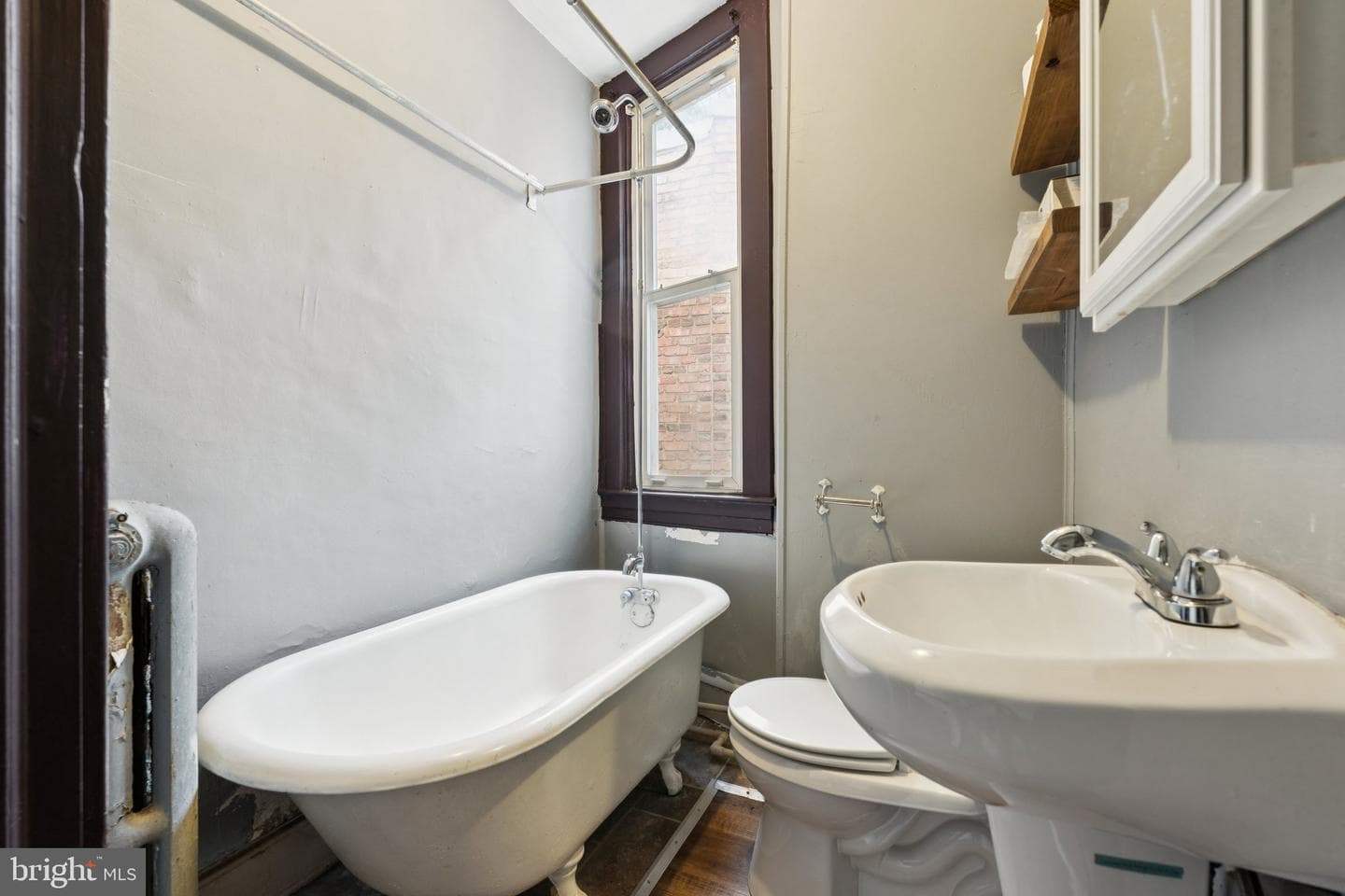 304 W 31st Street photo 26