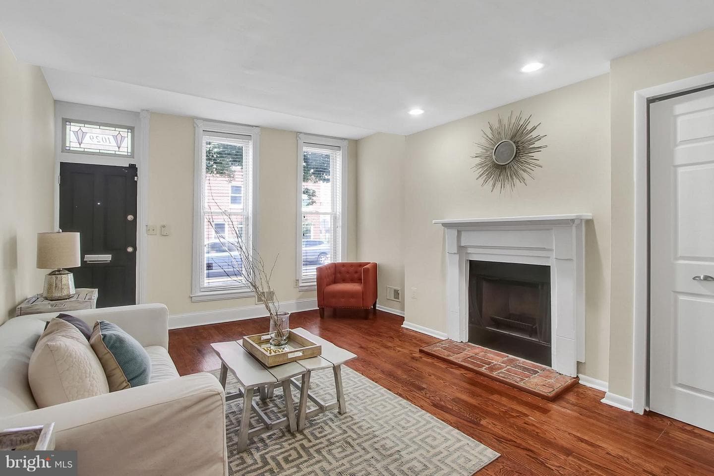1029 S Hanover Street photo 2