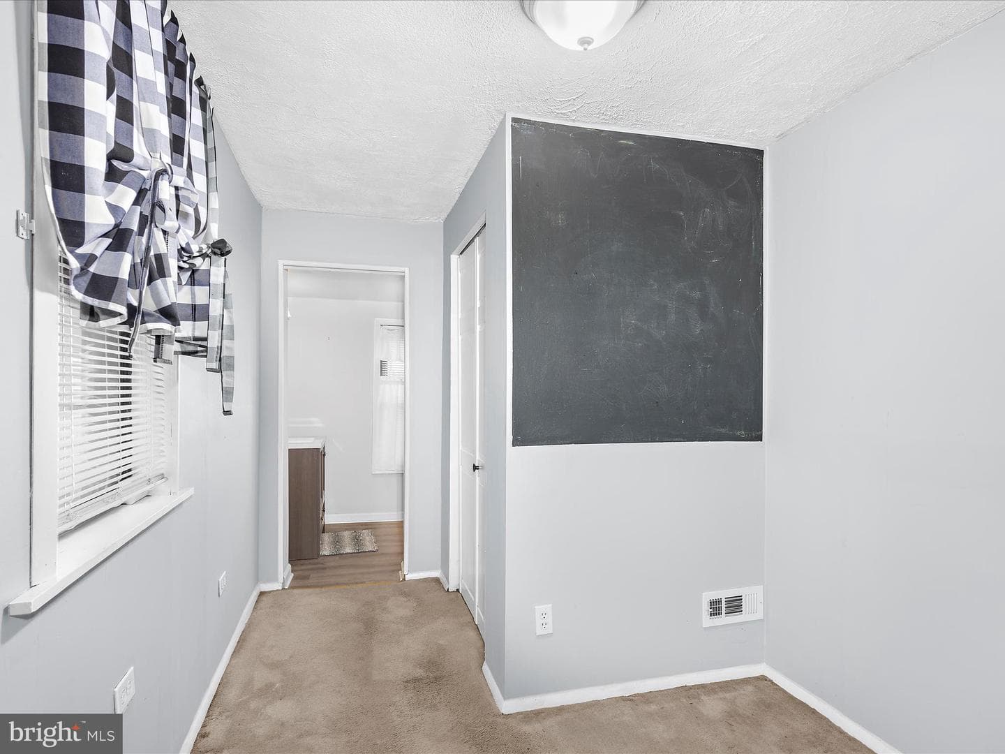 410 E Fort Avenue photo 20