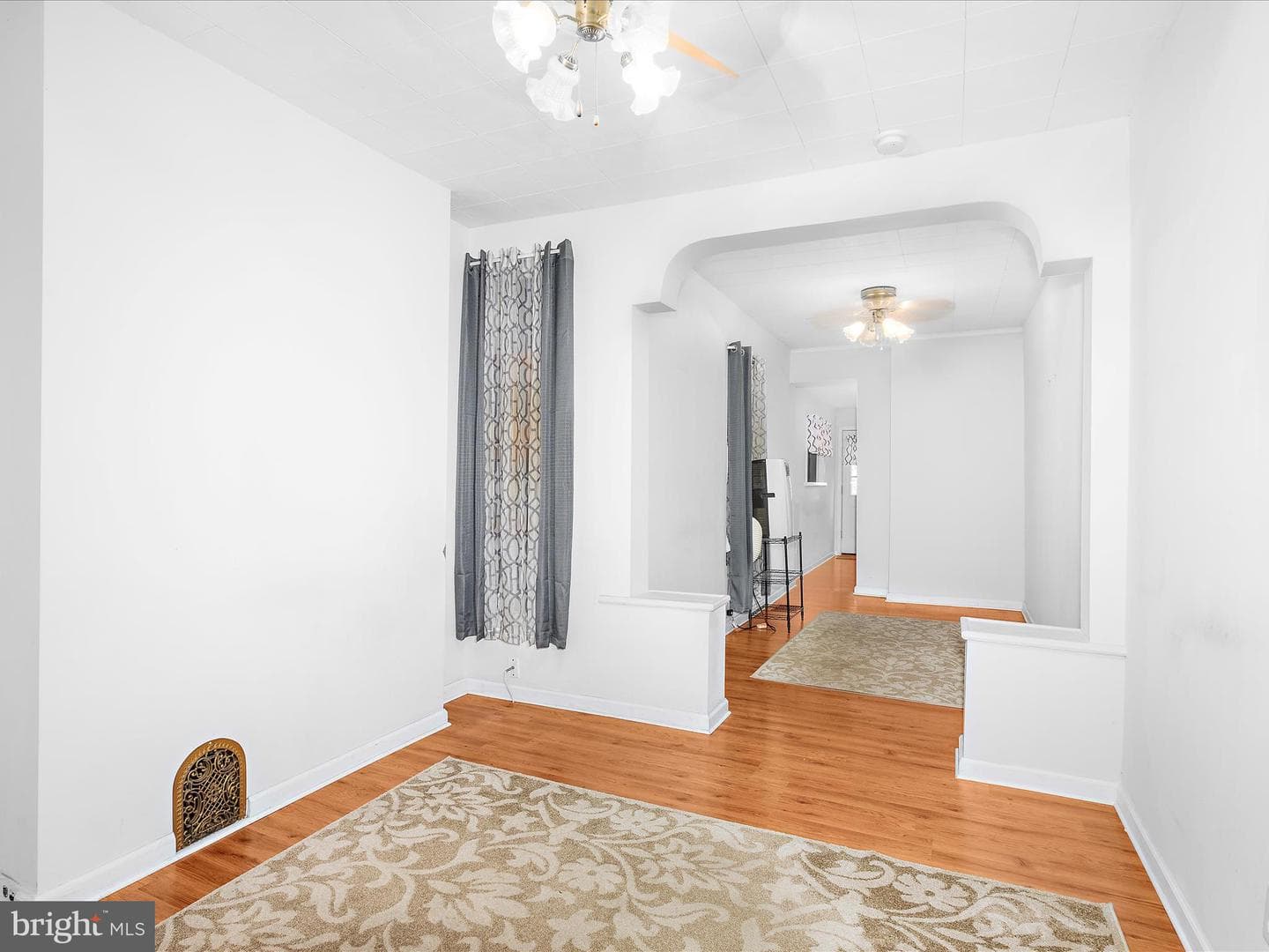 410 E Fort Avenue photo 8