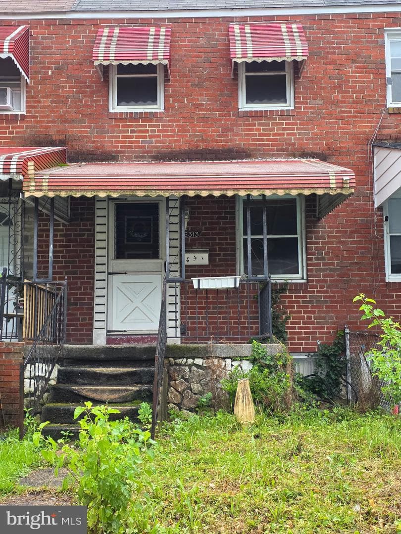 6313 Brown Avenue photo 1
