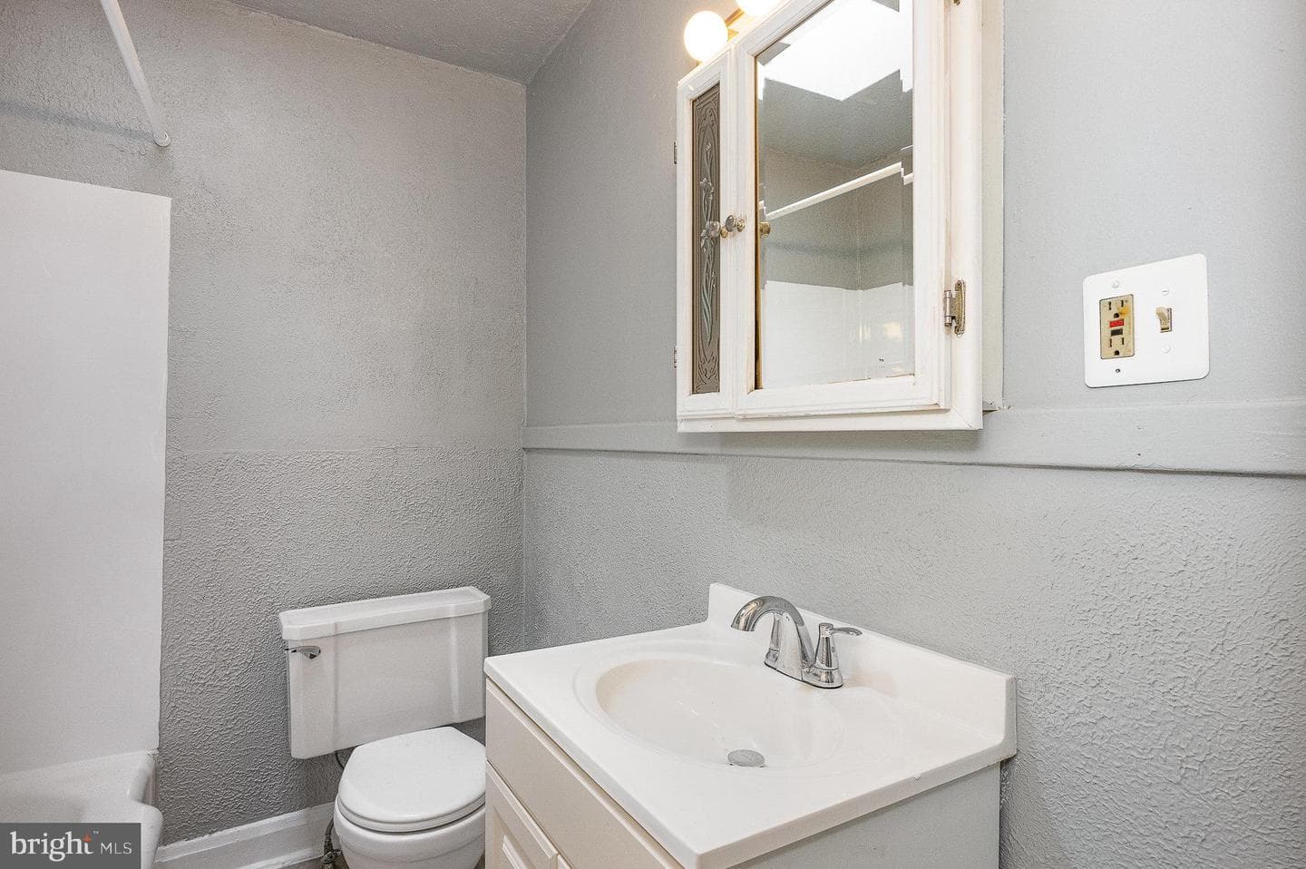 2047 Grinnalds Avenue photo 23