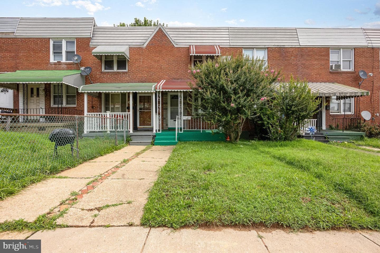 2047 Grinnalds Avenue photo 5
