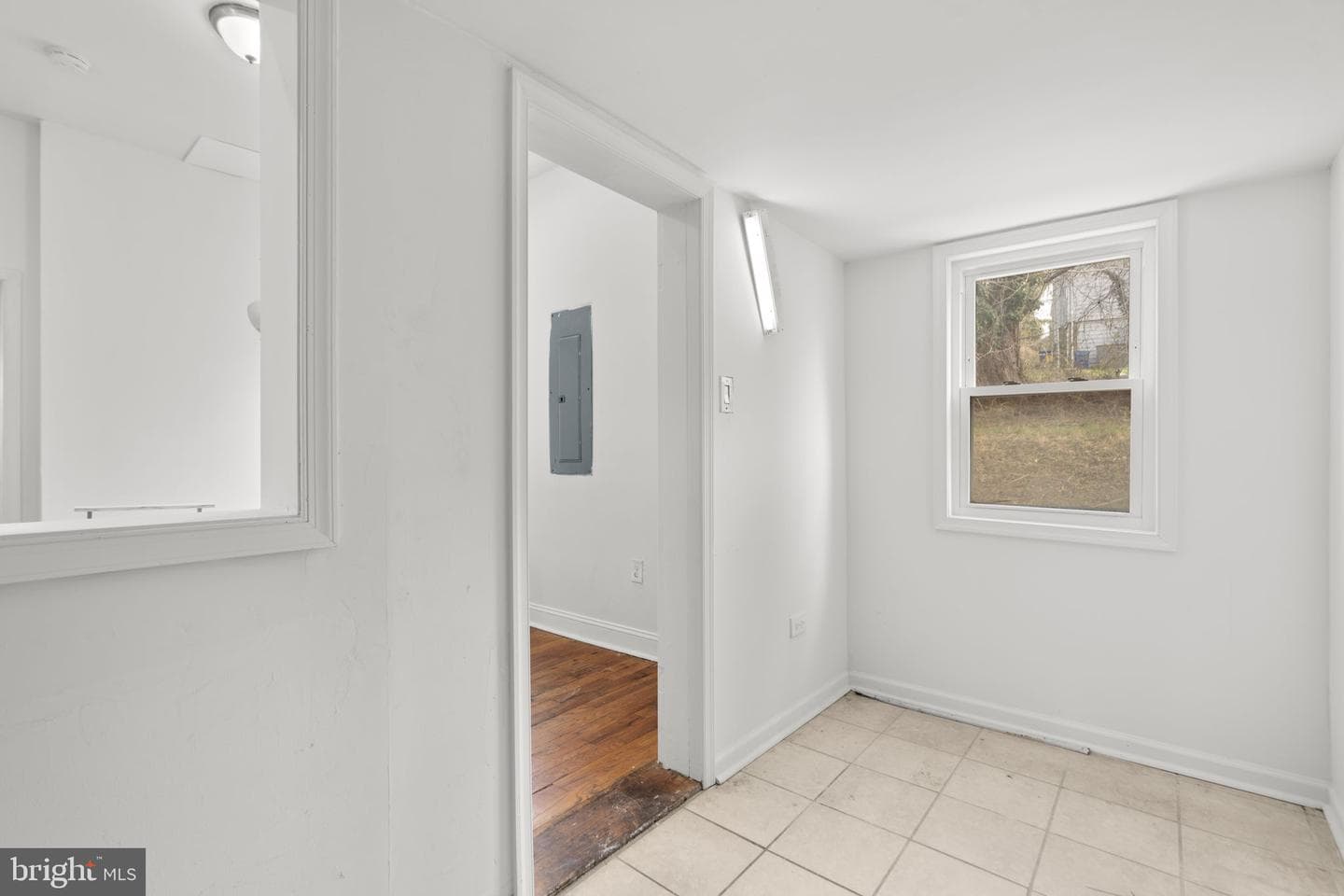 3709 Chesholm Road photo 17