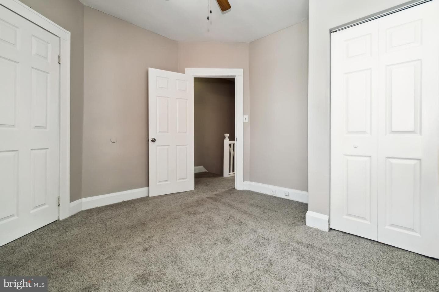 2820 Mayfield Avenue photo 18