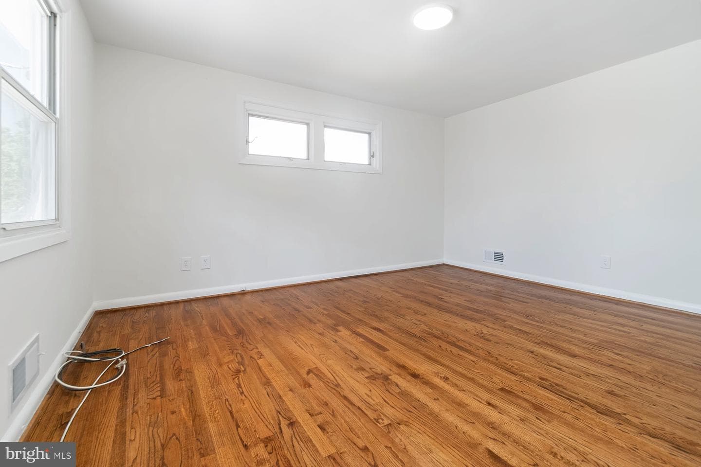 5300 Wabash Avenue photo 27
