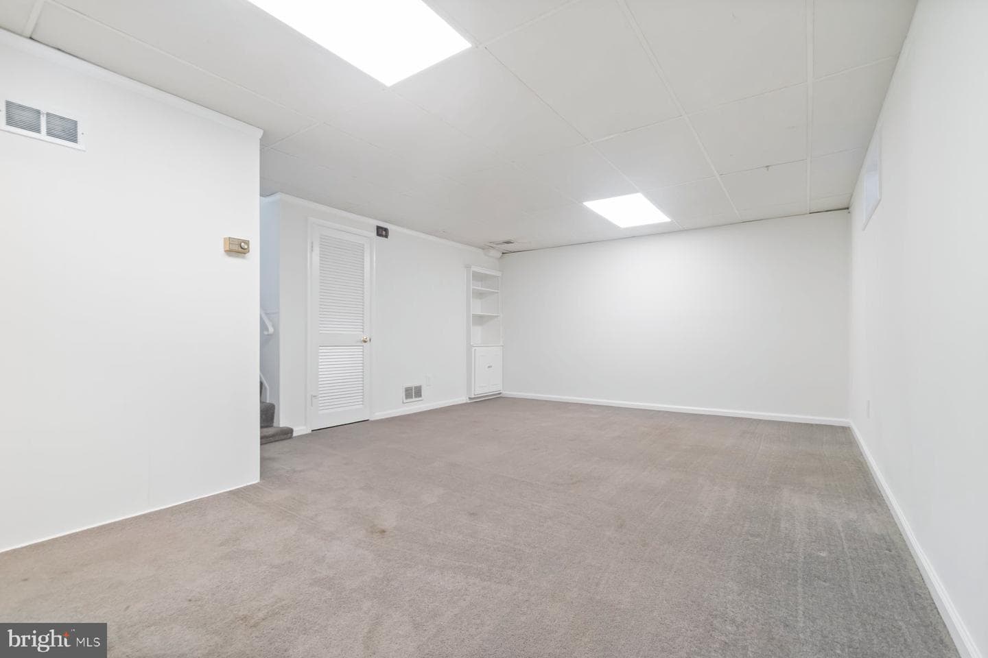 5300 Wabash Avenue photo 37