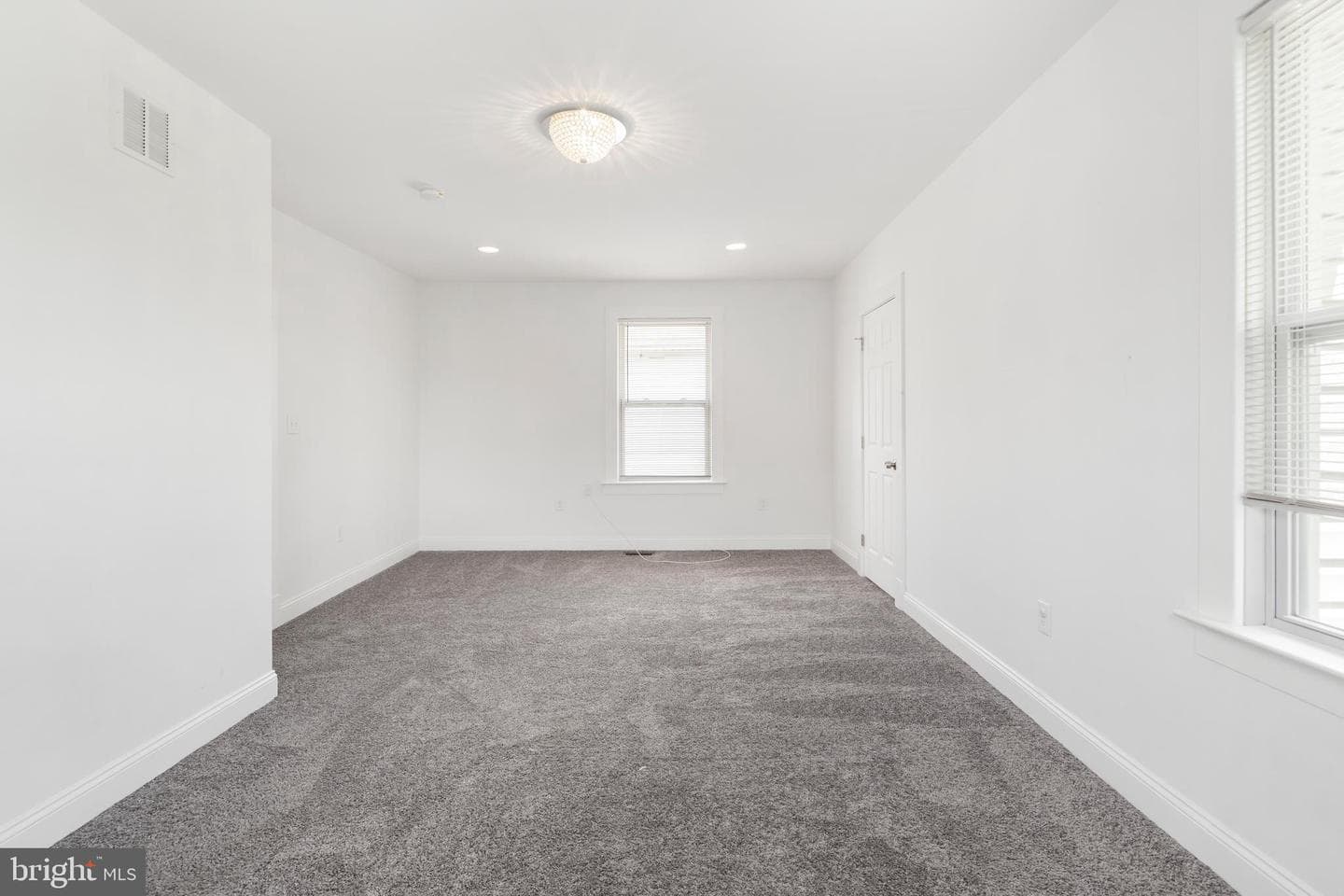 3713 Woodbine Avenue photo 16