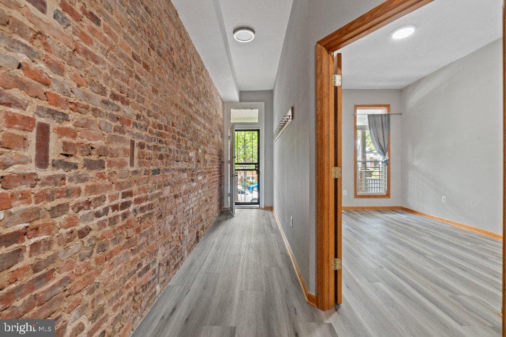 2612 Guilford Avenue photo 4