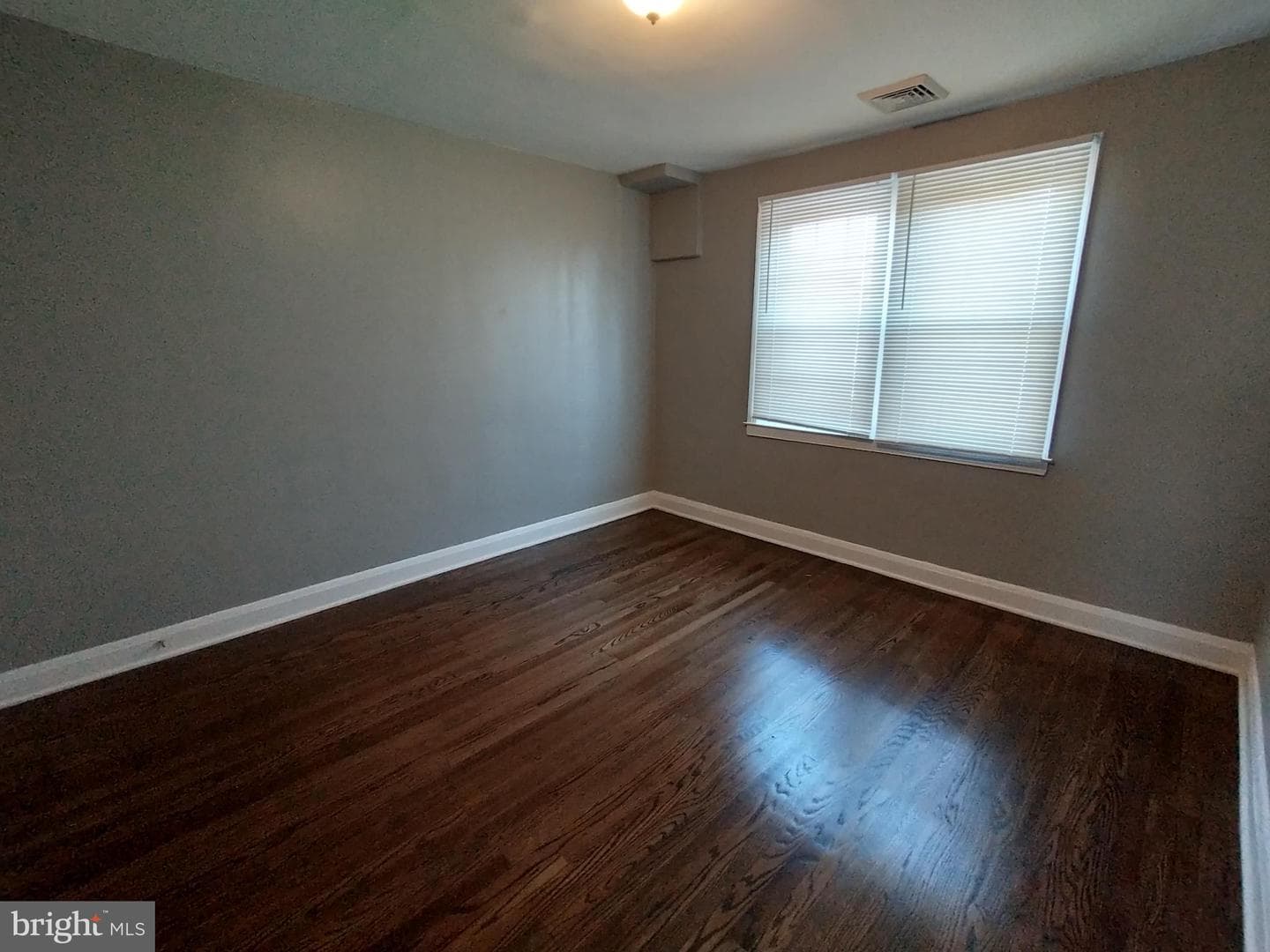 6125 Macbeth Drive photo 11