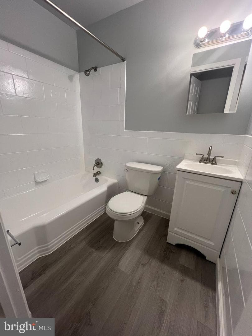 6125 Macbeth Drive photo 21