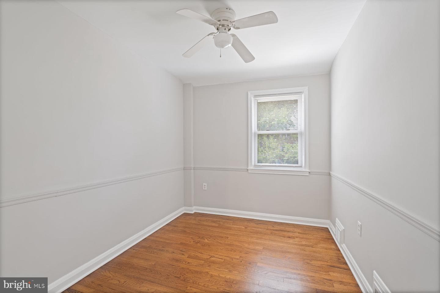 1416 Meridene Drive photo 21