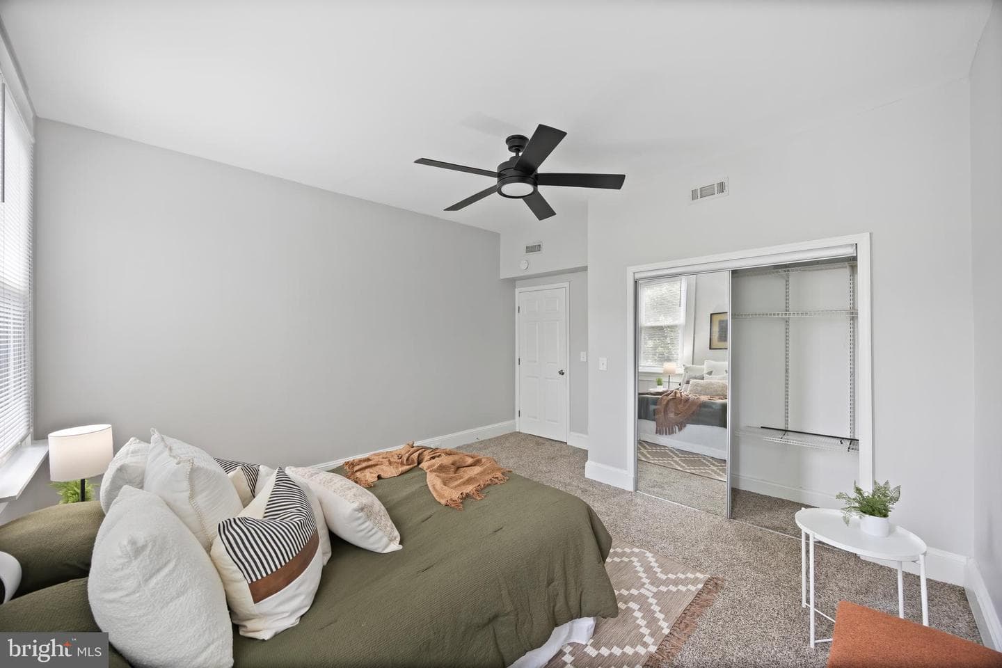 2916 E Baltimore Street photo 21