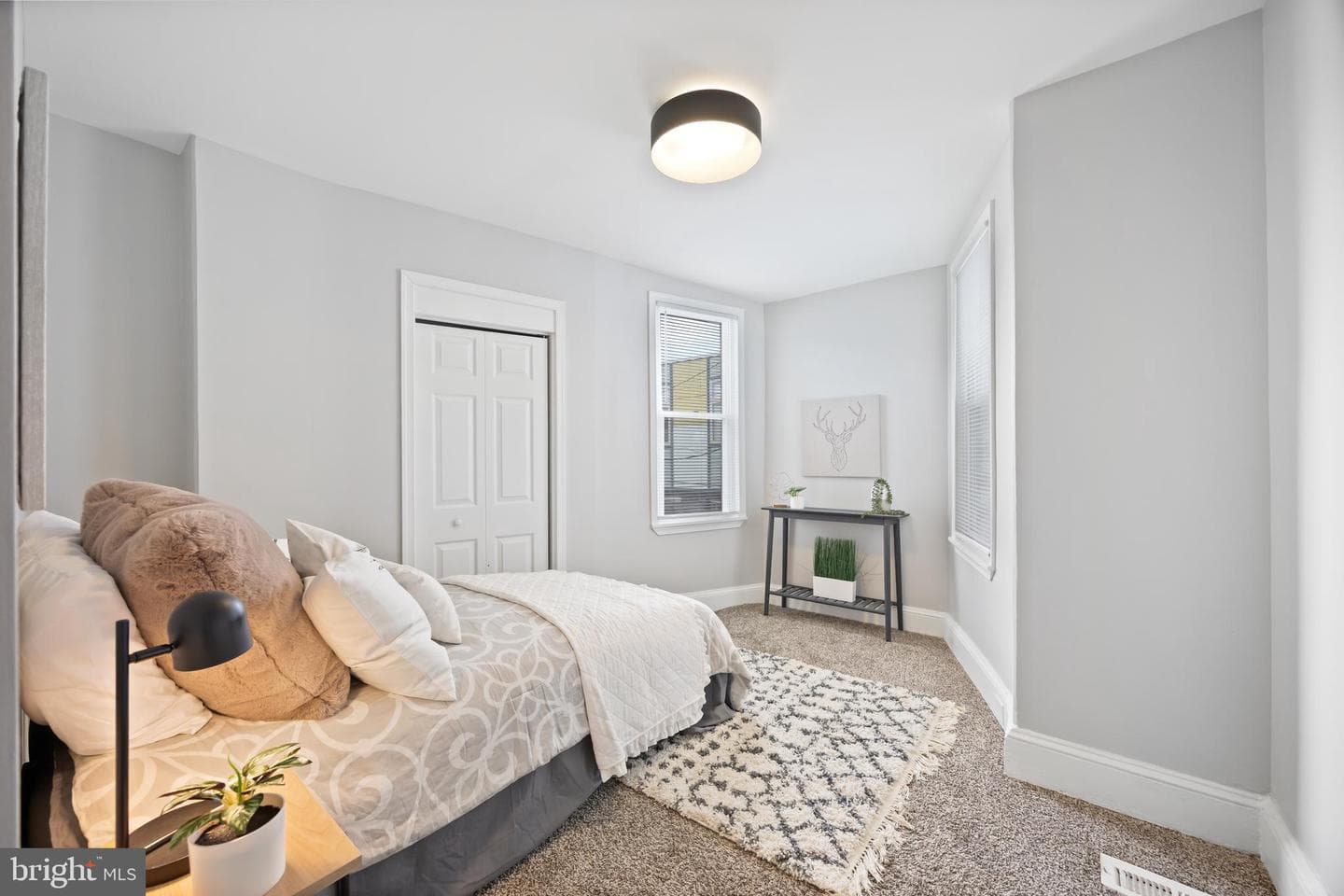 2916 E Baltimore Street photo 24