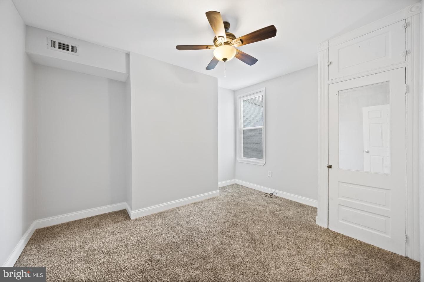 2916 E Baltimore Street photo 26