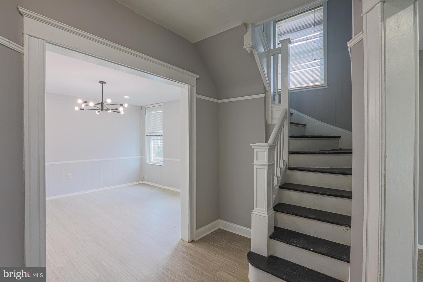 516 Woodbourne Avenue photo 13