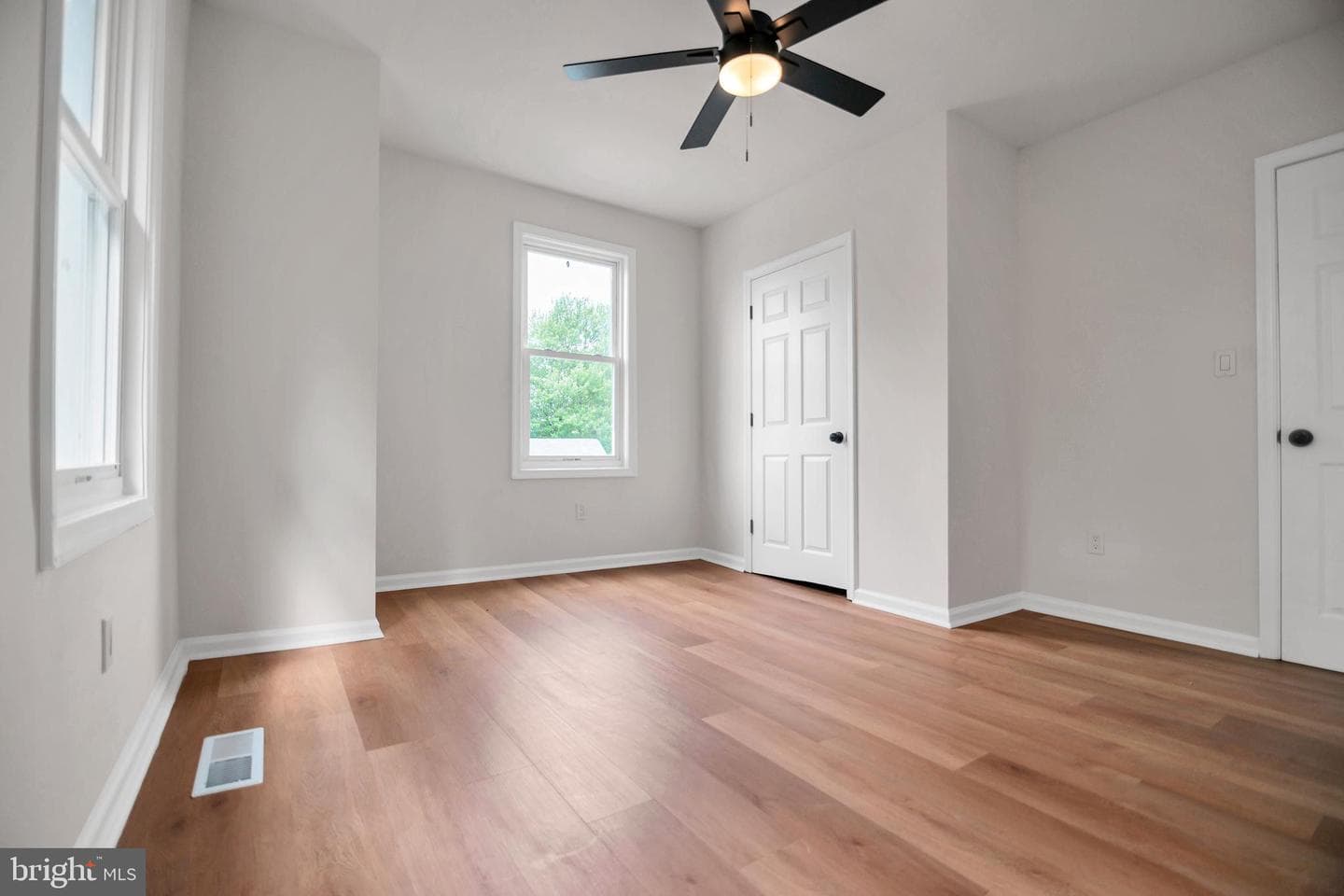 4132 Marx Avenue photo 36
