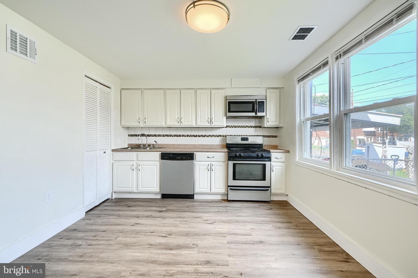 2809 Hollins Ferry Road photo 8