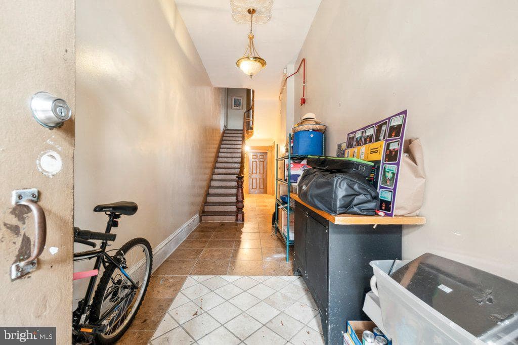 2501 Madison Avenue photo 17