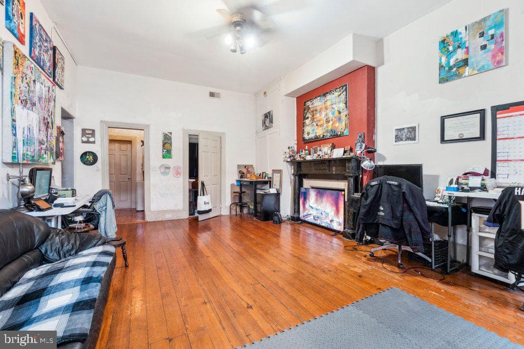 2501 Madison Avenue photo 32