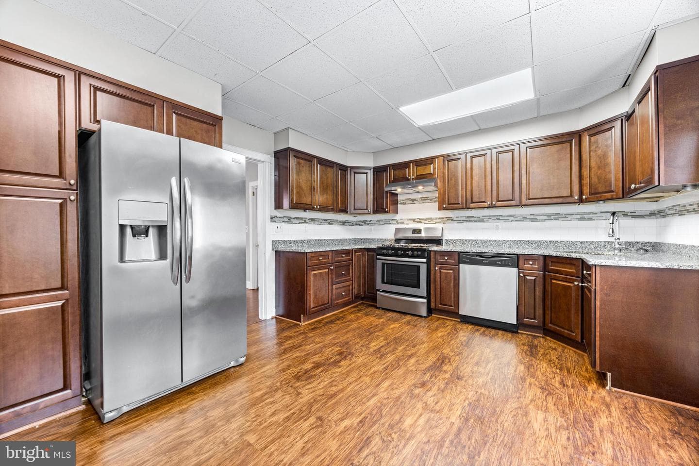 332 Elrino Street photo 10