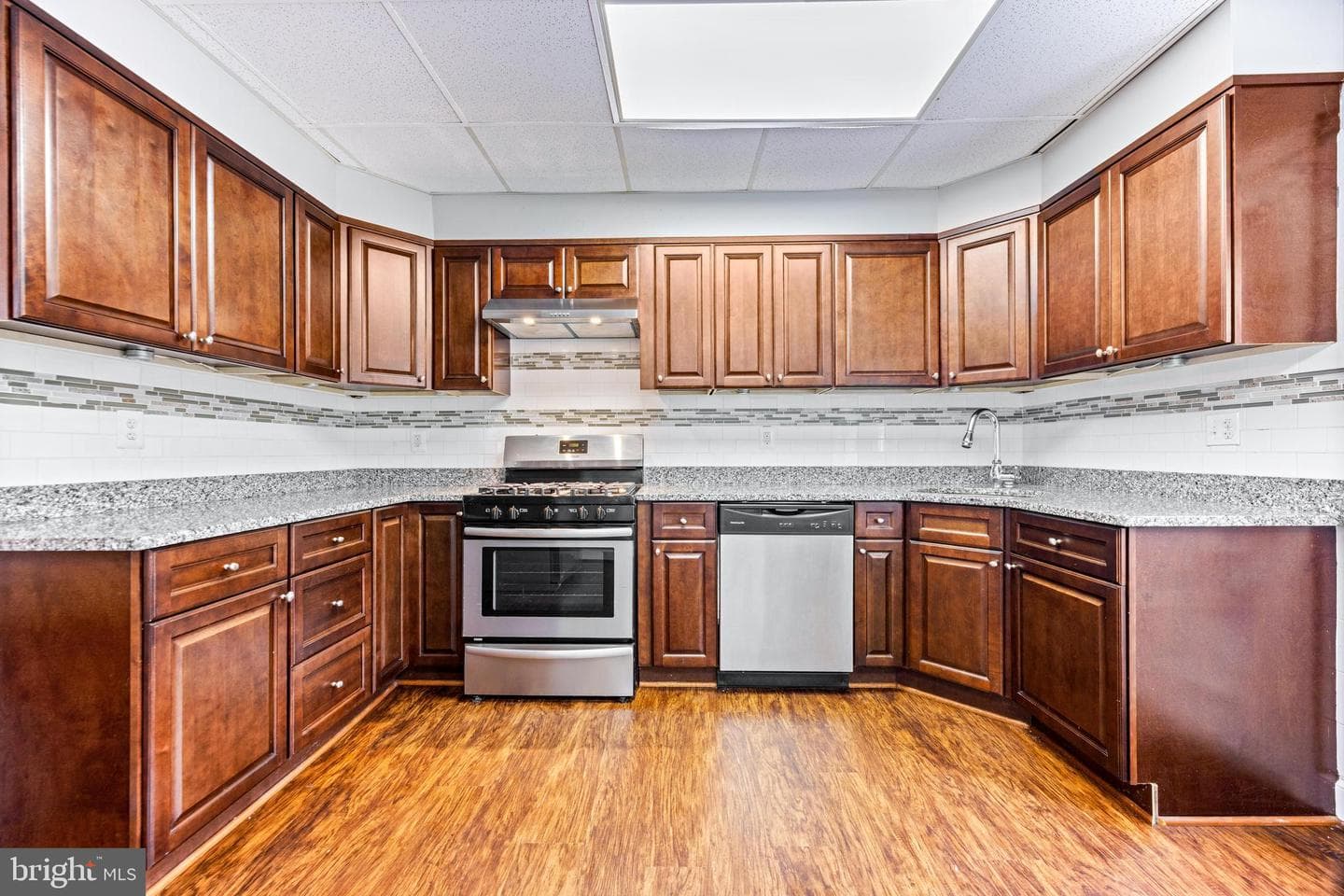 332 Elrino Street photo 11