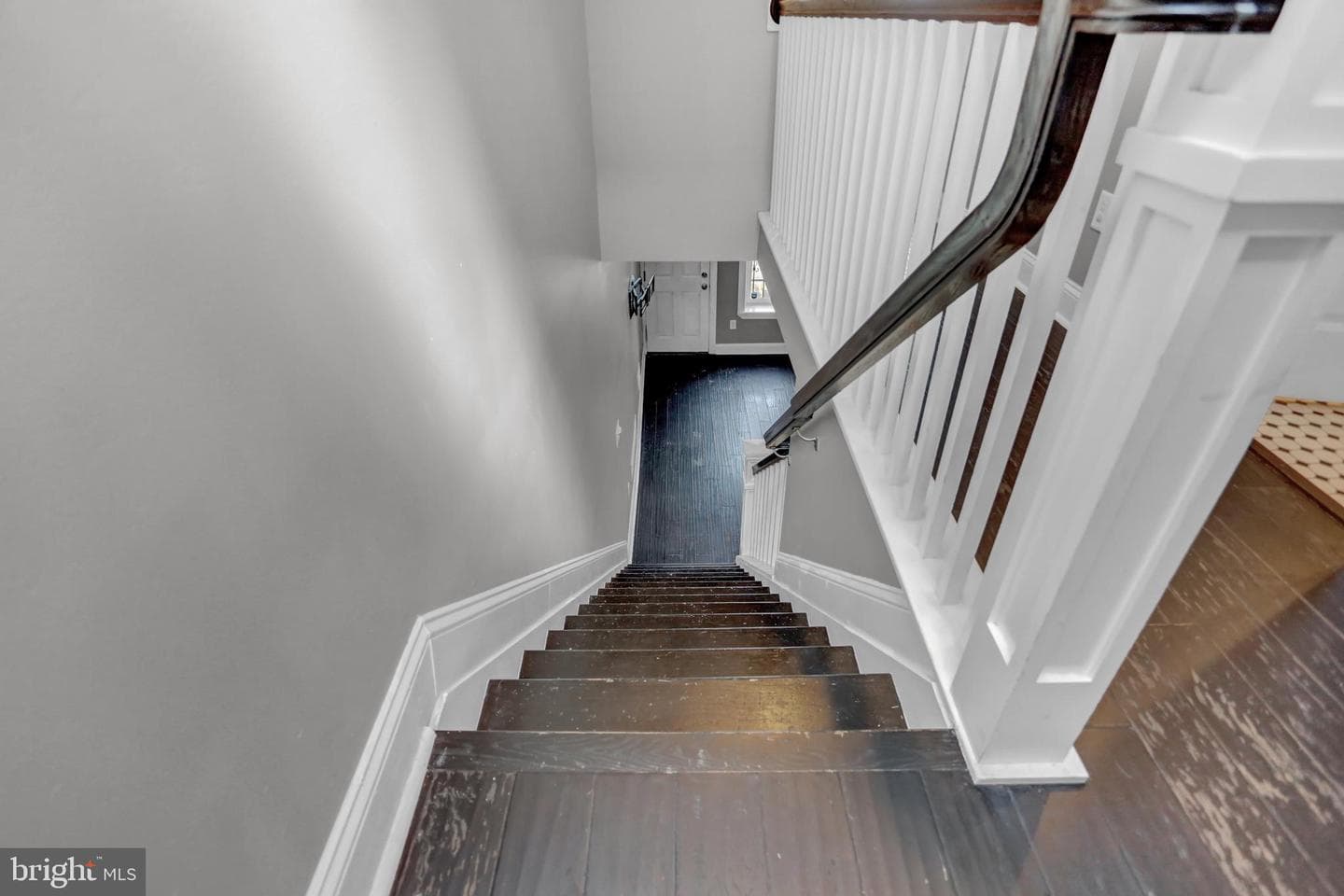 1115 Sargeant Street photo 17
