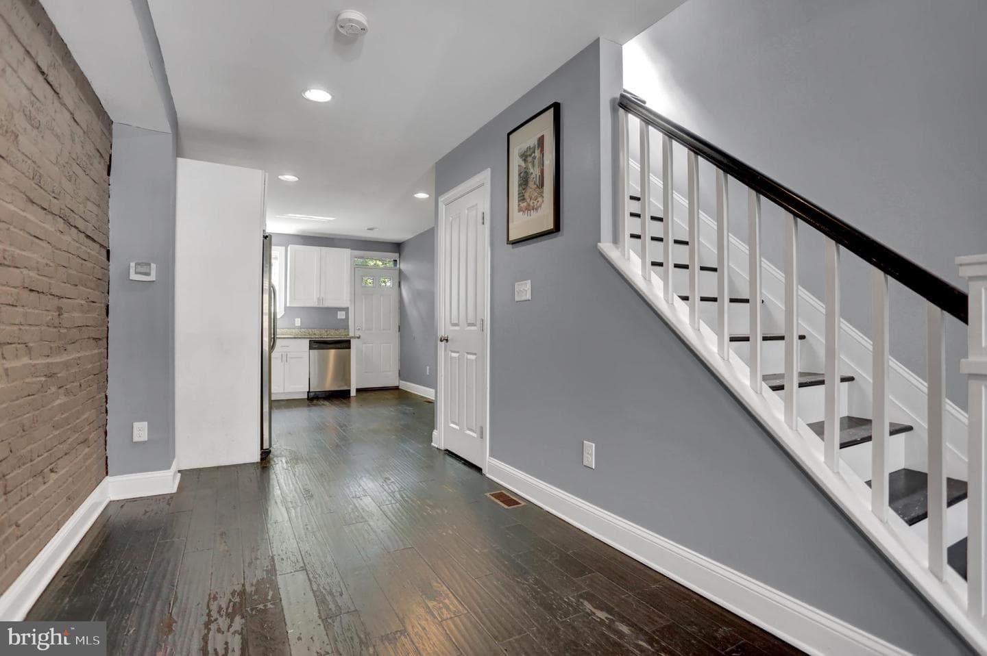 1115 Sargeant Street photo 9