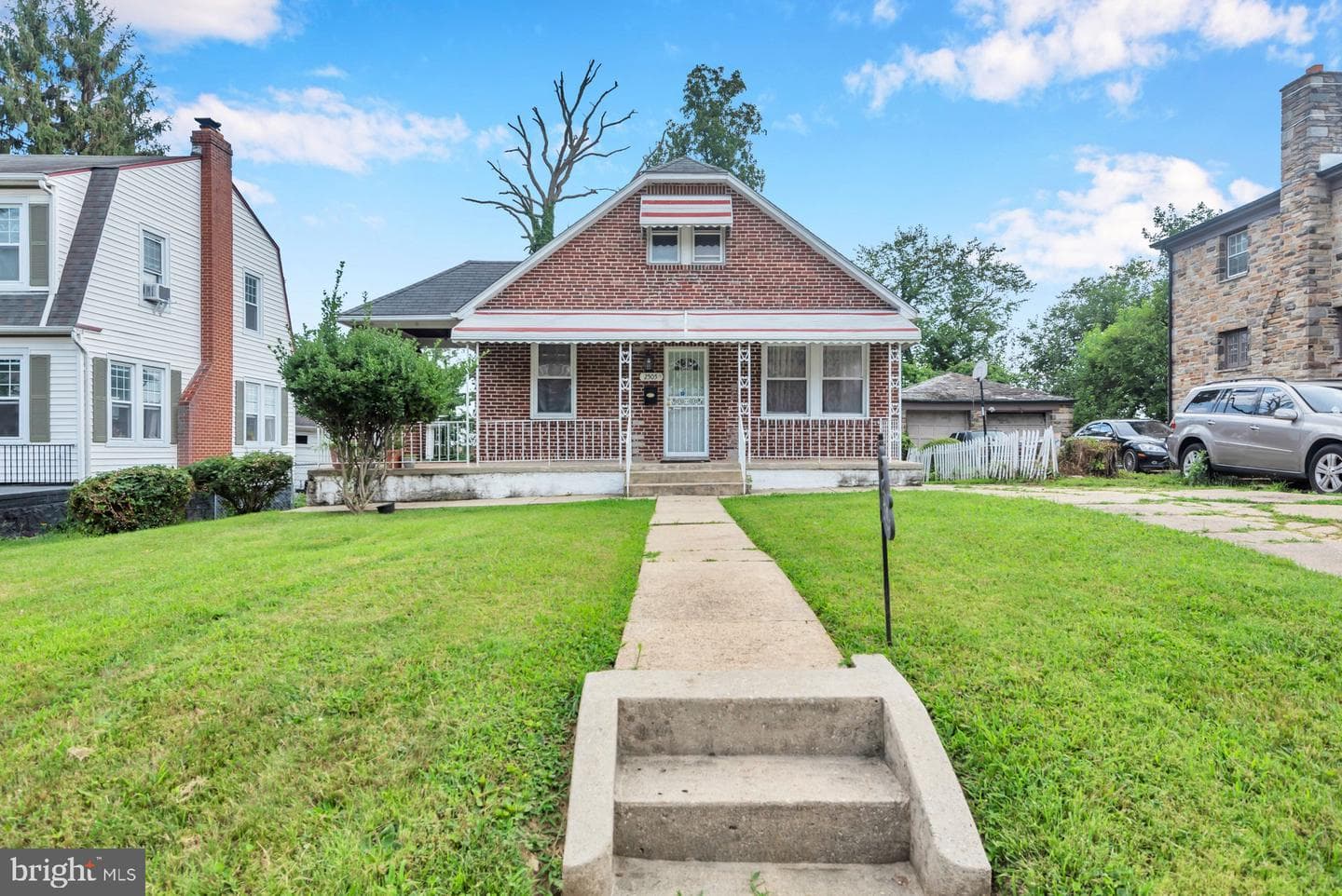 2505 Oakley Avenue photo 2