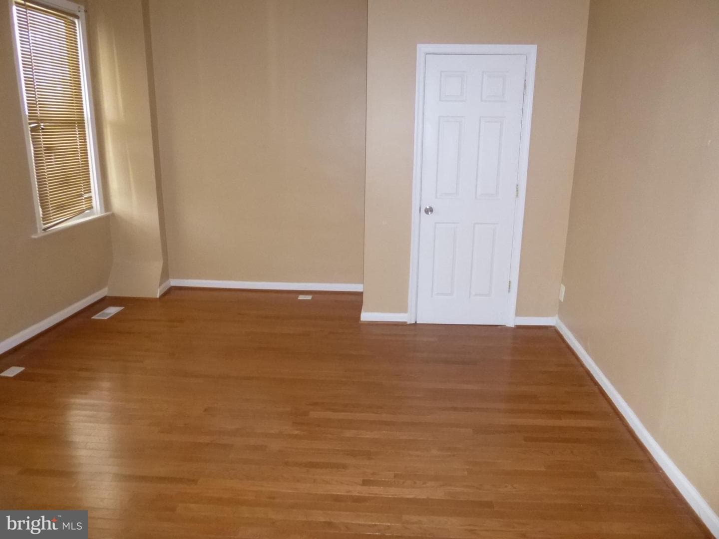 2140 Presstman St photo 2