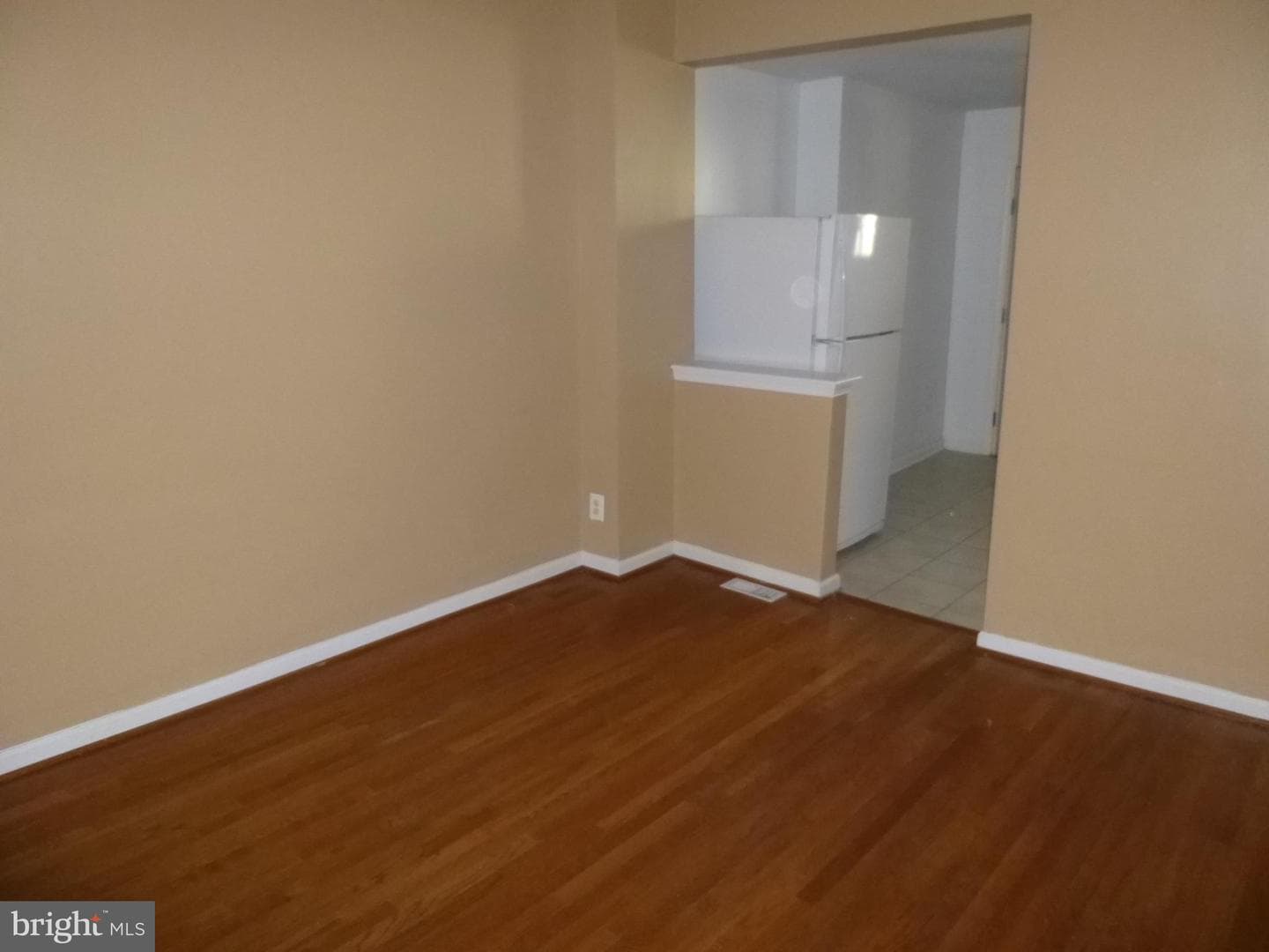 2140 Presstman St photo 3
