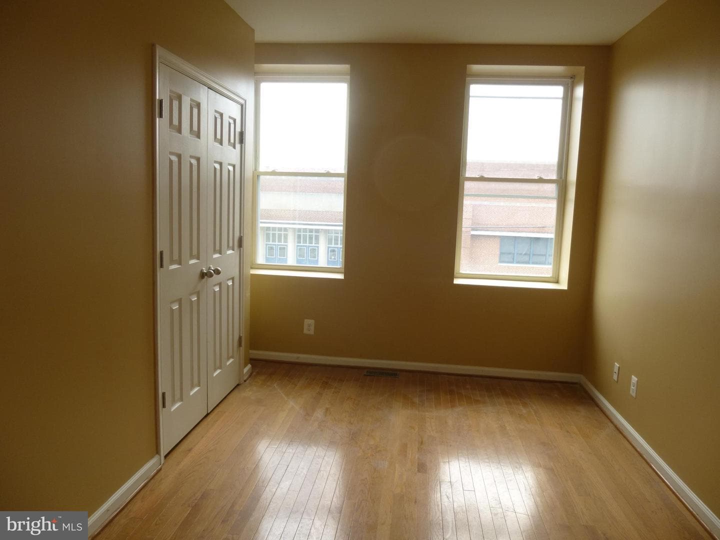 2140 Presstman St photo 9