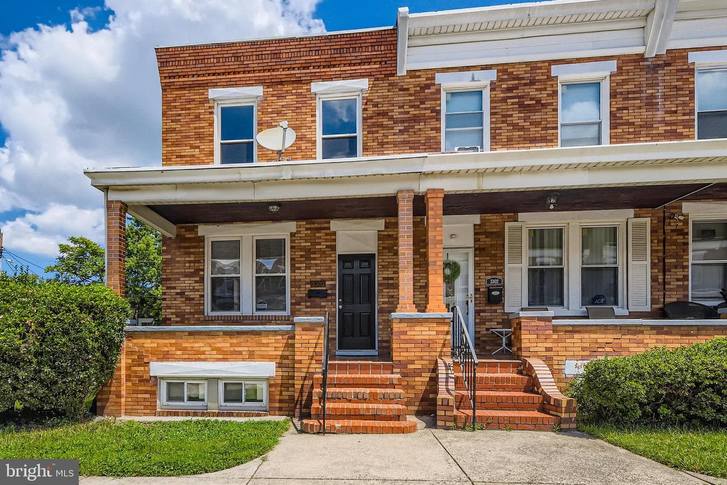 3300 Dudley Avenue photo 3