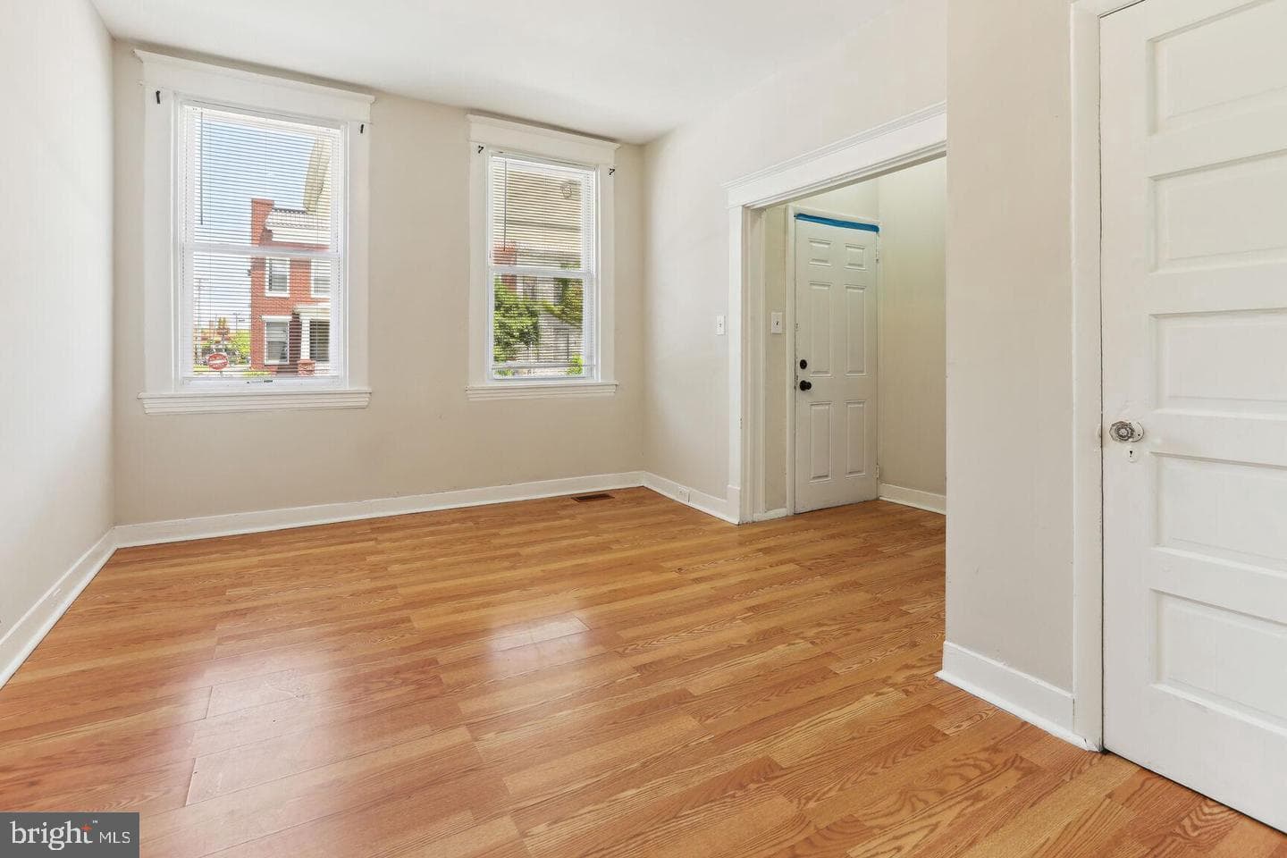 4408 Towanda Avenue photo 7